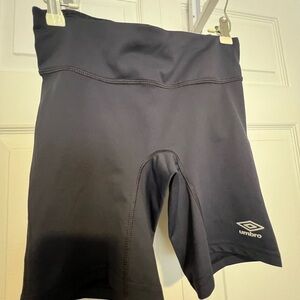 Umbro Women's Dark Gray Shorts - Size Small